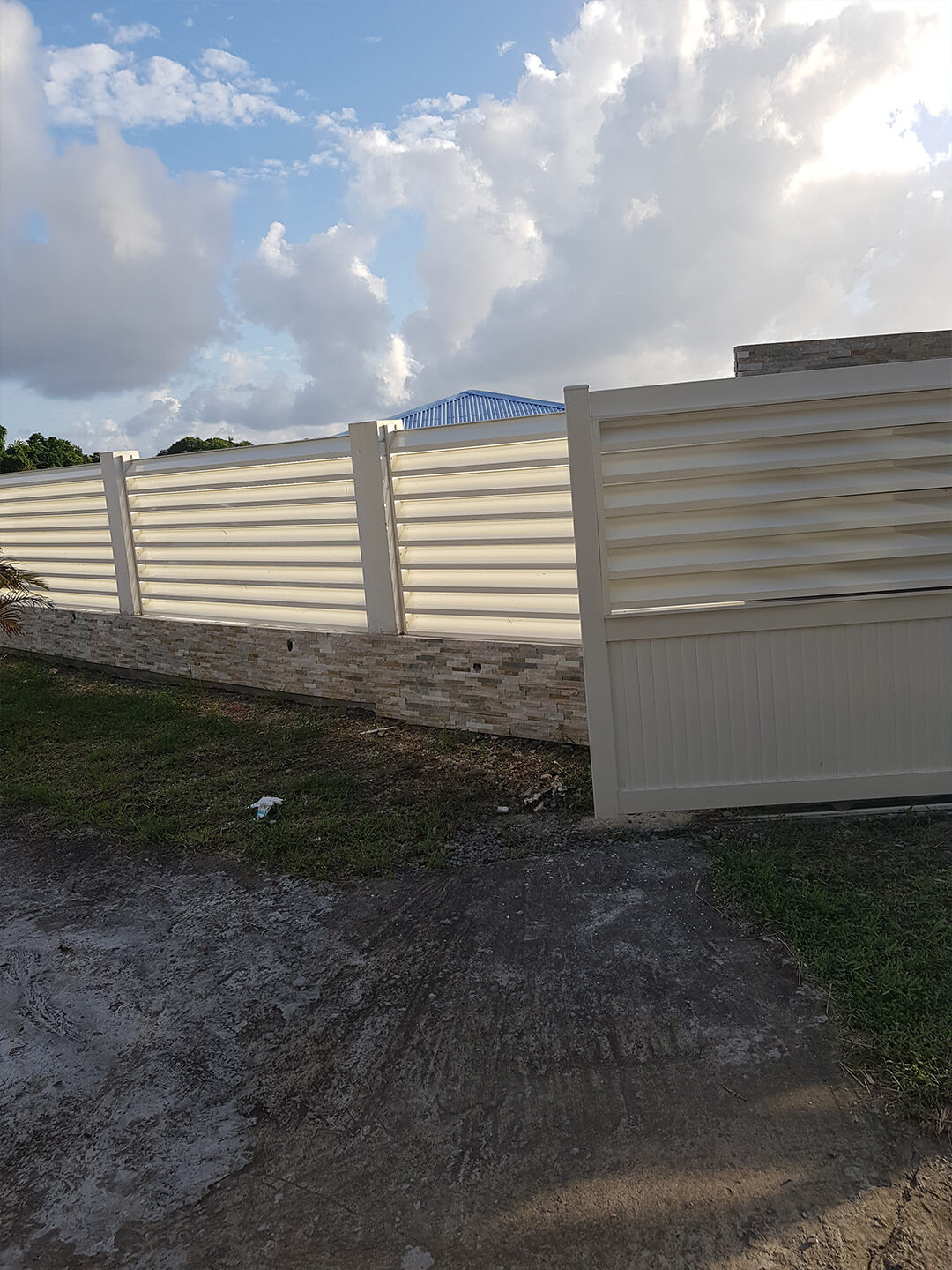 Clôtures en aluminium Martinique